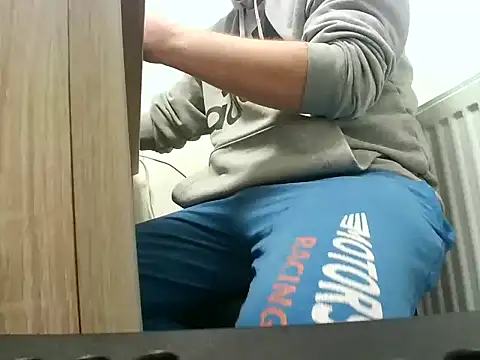 Snapshot of ScalicHat69 chatting on November 27, 2025, 8:48 am ScalicHat69 online show from November 27, 2025, 8:48 am