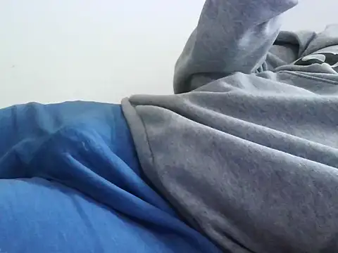 Snapshot of ScalicHat69 chatting on November 26, 2025, 8:03 am ScalicHat69 online show from November 26, 2025, 8:03 am