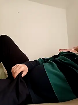 Snapshot of ScalicHat69 chatting on November 18, 2025, 8:28 am ScalicHat69 online show from November 18, 2025, 8:28 am