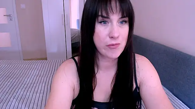 LadyStacy online show from March 18, 2026, 8:39 am