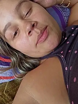 sweet lucia online show from March 1, 2025, 7:48 pm