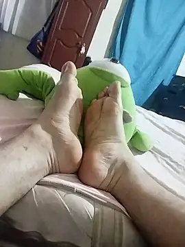 Snapshot of starplss chatting on October 28, 2025, 2:45 am starplss online show from October 28, 2025, 2:45 am