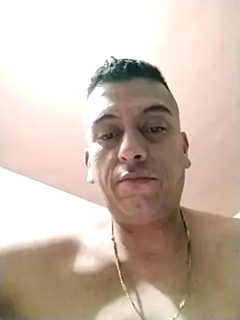 Snapshot of starplss chatting on October 5, 2025, 9:11 am starplss online show from October 5, 2025, 9:11 am