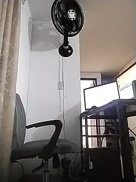 Snapshot of starplss chatting on January 12, 2026, 2:40 am starplss online show from January 12, 2026, 2:40 am