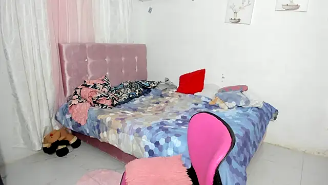 Snapshot of venuxwilliam chatting on September 20, 2025, 11:43 pm venuxwilliam online show from September 20, 2025, 11:43 pm