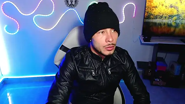 Snapshot of sebastian_horny chatting on October 31, 2025, 11:11 pm sebastian horny online show from October 31, 2025, 11:11 pm