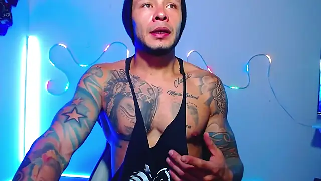 Snapshot of sebastian_horny chatting on December 2, 2025, 8:27 am sebastian horny online show from December 2, 2025, 8:27 am