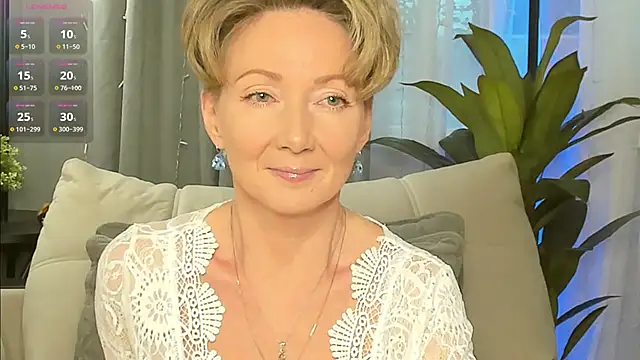 AkexandraFix online show from February 13, 2026, 2:06 pm