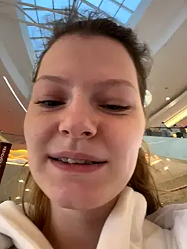 MaryHiggins online show from October 28, 2025, 1:10 pm