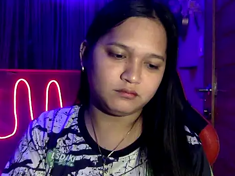 EmpressYna online show from October 23, 2025, 7:45 pm