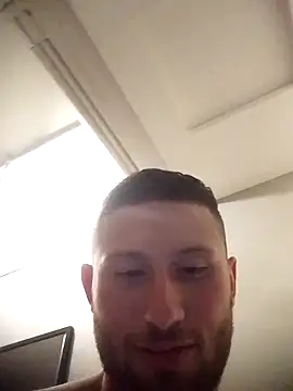 Snapshot of Juninho5755 chatting on November 16, 2025, 1:32 am Juninho5755 online show from November 16, 2025, 1:32 am