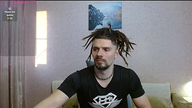 Snapshot of Aestheticguy101 chatting on May 17, 2026, 4:29 pm Aestheticguy101 online show from May 17, 2026, 4:29 pm