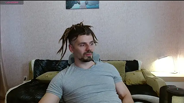 Snapshot of Aestheticguy101 chatting on May 28, 2026, 11:16 am Aestheticguy101 online show from May 28, 2026, 11:16 am
