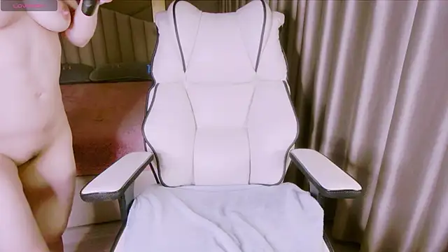 Girl  Funny online show from February 21, 2025, 8:16 pm