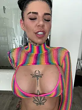 LexiCoco online show from April 23, 2026, 10:11 am