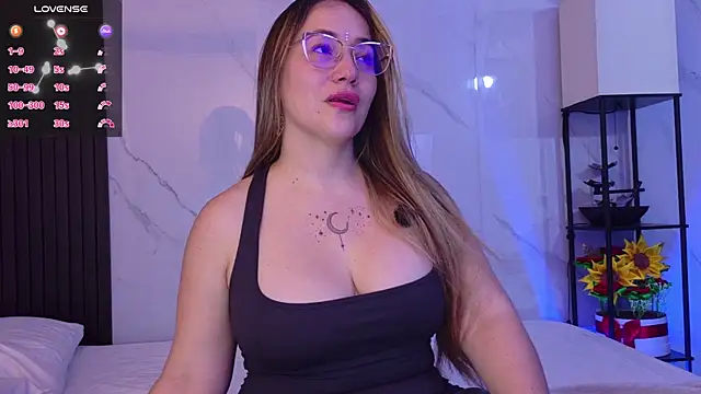 hotpawgmilf online show from May 30, 2026, 3:02 am
