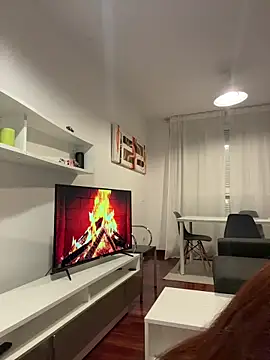 redheaddoll22 online show from January 10, 2026, 6:53 am