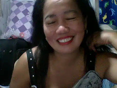 Snapshot of pinaySandra chatting on September 28, 2025, 4:25 pm pinaySandra online show from September 28, 2025, 4:25 pm