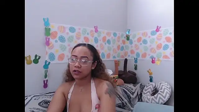 RylHoneyy online show from April 2, 2026, 5:08 pm