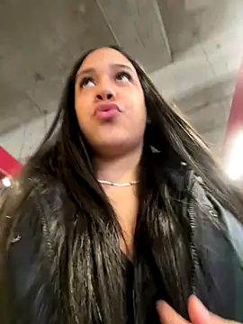 Snapshot of WHAAATTTTTTTTTT chatting on December 16, 2025, 11:36 am WHAAATTTTTTTTTT online show from December 16, 2025, 11:36 am