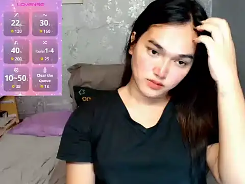 MoaningKylie online show from December 18, 2025, 10:08 am