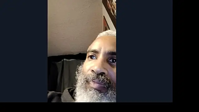 Snapshot of Naturandy1 chatting on December 18, 2025, 11:58 am Naturandy1 online show from December 18, 2025, 11:58 am