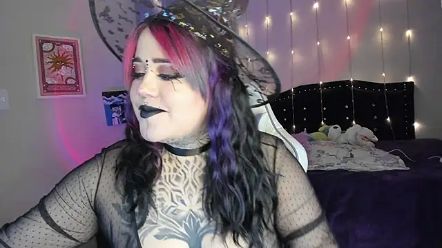 Snapshot of cherrybom_ chatting on October 29, 2025, 1:15 am cherrybom online show from October 29, 2025, 1:15 am