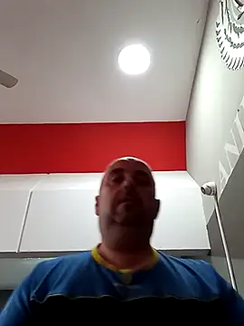 Hot-pico76 online show from April 1, 2026, 9:10 am