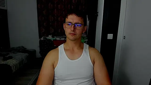 sexxymuscles4u online show from October 13, 2025, 9:00 am