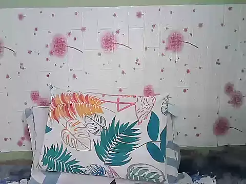 Snapshot of hotpussyxxx33x chatting on January 31, 2025, 2:26 am hotpussyxxx33x online show from January 31, 2025, 2:26 am