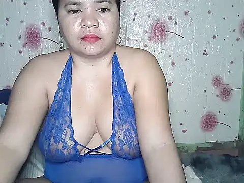 Snapshot of hotpussyxxx33x chatting on February 25, 2025, 7:38 pm hotpussyxxx33x online show from February 25, 2025, 7:38 pm