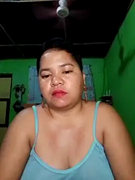 Snapshot of hotpussyxxx33x chatting on May 1, 2026, 7:30 pm hotpussyxxx33x online show from May 1, 2026, 7:30 pm