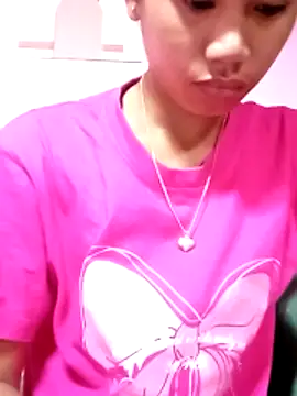 Cutie body11 online show from December 4, 2025, 12:20 am