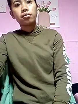 Cutie body11 online show from December 19, 2025, 10:45 pm