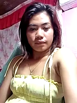 Snapshot of Cutie_body11 chatting on June 28, 2026, 7:03 am Cutie body11 online show from June 28, 2026, 7:03 am