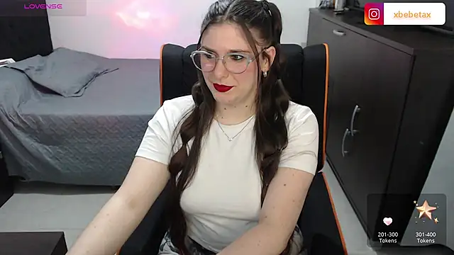 Snapshot of xxbbtaa chatting on December 4, 2025, 1:37 am xxbbtaa online show from December 4, 2025, 1:37 am