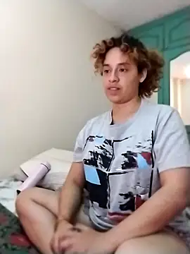 EmmaMelissa0521 online show from January 6, 2026, 12:03 am