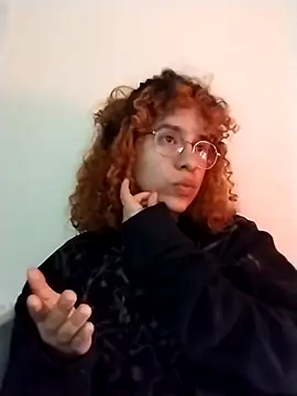 Snapshot of EmmaMelissa0521 chatting on November 19, 2025, 2:44 am EmmaMelissa0521 online show from November 19, 2025, 2:44 am