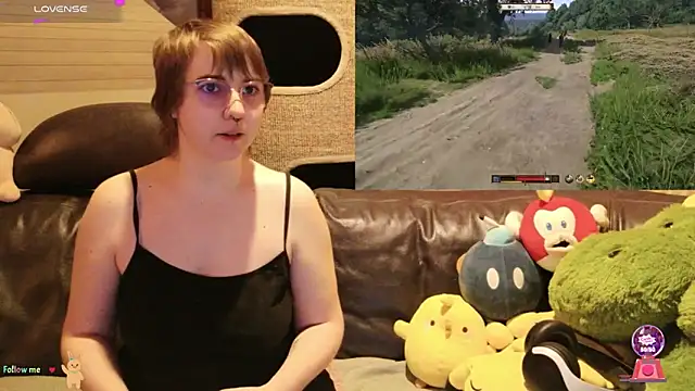 Snapshot of GamerGirl_Eve chatting on November 2, 2025, 7:08 pm GamerGirl Eve online show from November 2, 2025, 7:08 pm