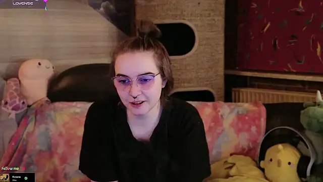 Snapshot of GamerGirl_Eve chatting on January 13, 2026, 7:18 pm GamerGirl Eve online show from January 13, 2026, 7:18 pm