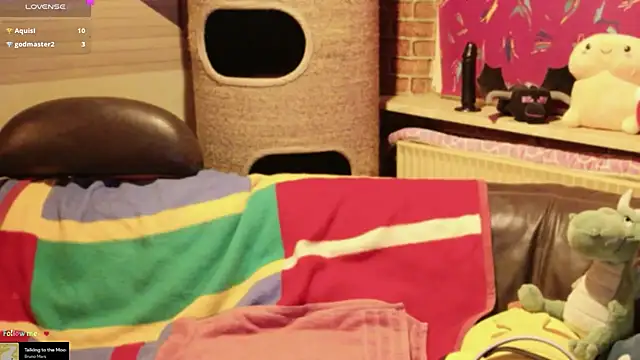 Snapshot of GamerGirl_Eve chatting on January 31, 2026, 7:12 pm GamerGirl Eve online show from January 31, 2026, 7:12 pm