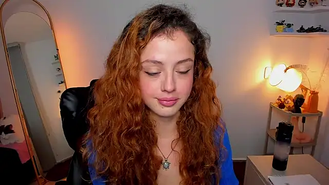 Snapshot of Cassandra_Caiin chatting on September 12, 2025, 3:17 am Cassandra Caiin online show from September 12, 2025, 3:17 am