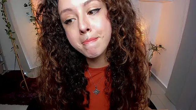 Cassandra Caiin online show from July 28, 2026, 8:52 pm