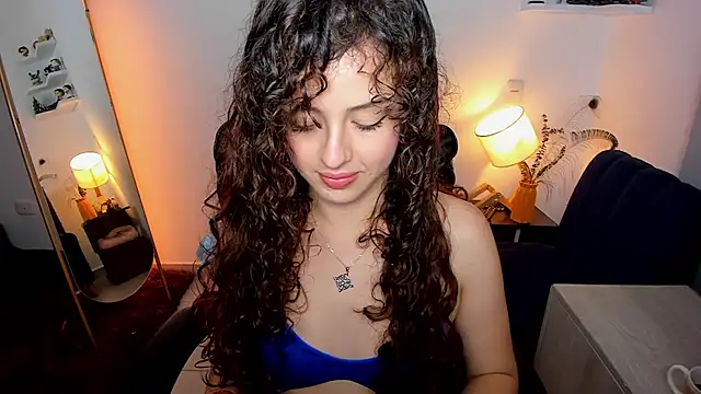 Cassandra Caiin online show from March 24, 2026, 9:15 pm