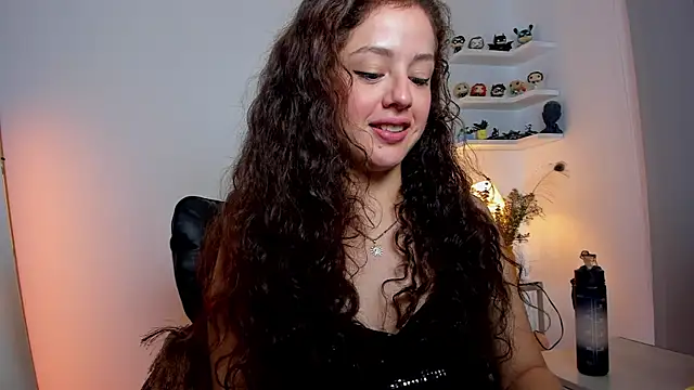 Snapshot of Cassandra_Caiin chatting on November 9, 2025, 1:59 pm Cassandra Caiin online show from November 9, 2025, 1:59 pm