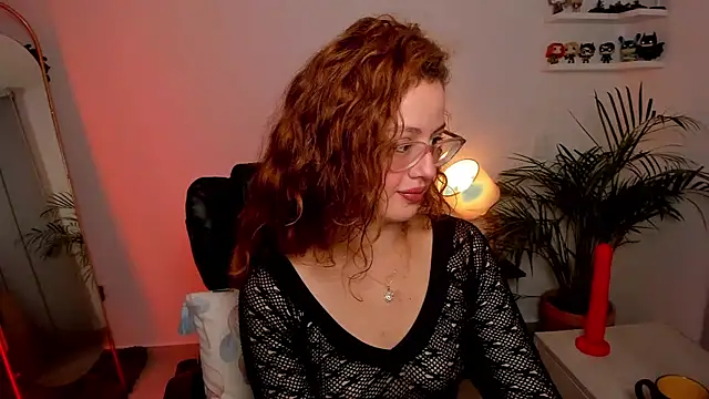 Snapshot of Cassandra_Caiin chatting on March 17, 2025, 12:21 am Cassandra Caiin online show from March 17, 2025, 12:21 am