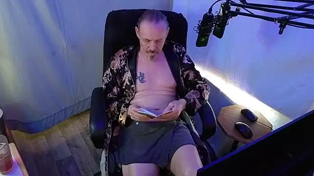 Richy  Rich  online show from May 28, 2026, 11:43 pm