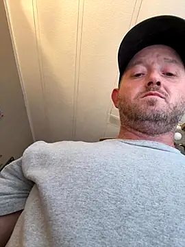 smokeymt420 online show from November 24, 2025, 8:42 pm