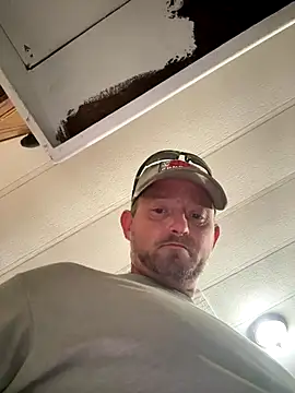 Snapshot of smokeymt420 chatting on November 5, 2025, 3:53 am smokeymt420 online show from November 5, 2025, 3:53 am