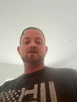 Snapshot of smokeymt420 chatting on October 2, 2025, 7:17 pm smokeymt420 online show from October 2, 2025, 7:17 pm